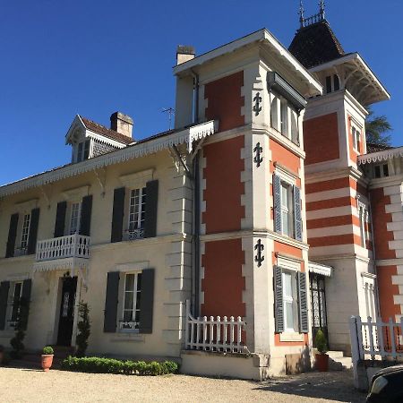 Bed and Breakfast Manoir De L'Epine Saint-Severin Екстер'єр фото