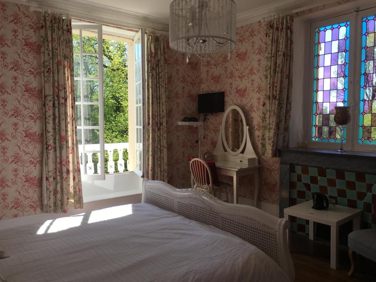 Bed and Breakfast Manoir De L'Epine Saint-Severin Екстер'єр фото
