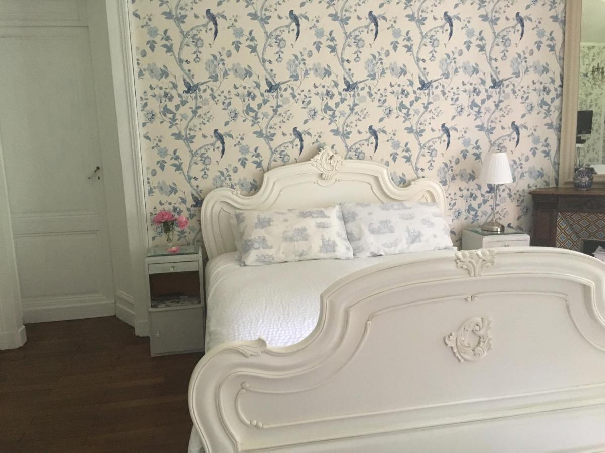 Bed and Breakfast Manoir De L'Epine Saint-Severin Екстер'єр фото